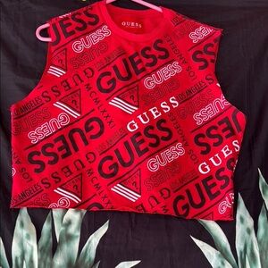 🍍Guess sweatshirt tank🍍Sz med 🍍pit to pit 20”🍍length 19🍍